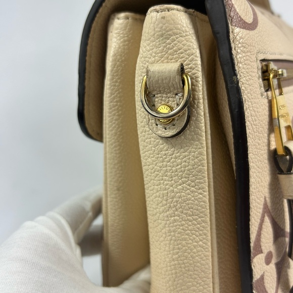 Louis Vuitton Pochette Métis Monogram Implant MM - Picture 9 of 9